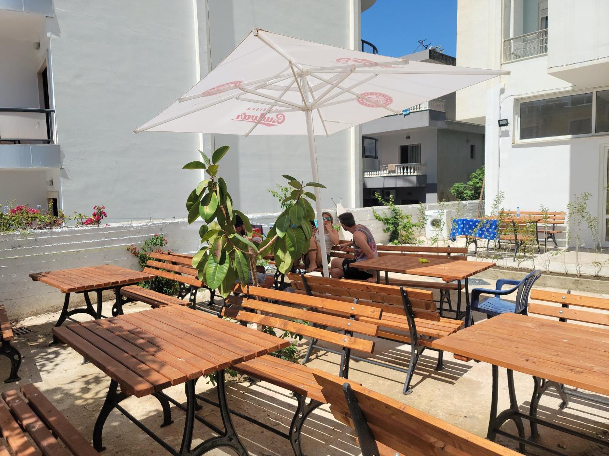 Hostel K13 Sarande Exterior photo