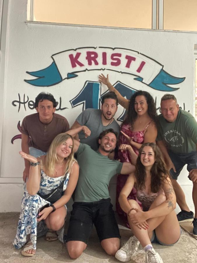 Hostel K13 Sarande Exterior photo